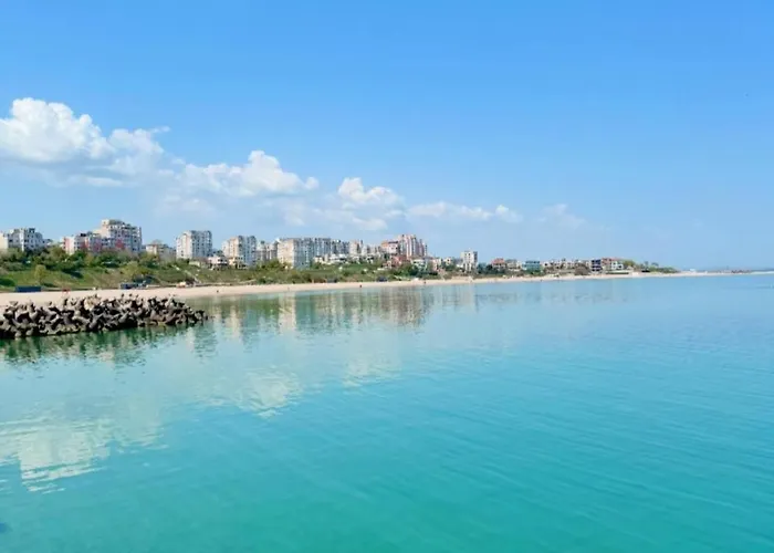 Διαμέρισμα Faleza Nord *